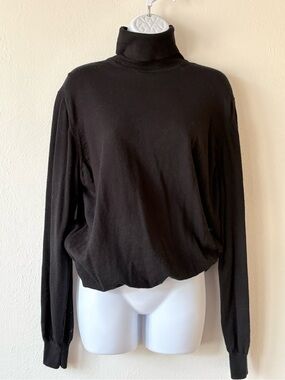 Burberry London women’s Black Merino Sweater size L